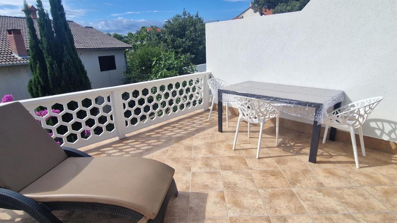 Garden Apartments Krk Town Exterior photo