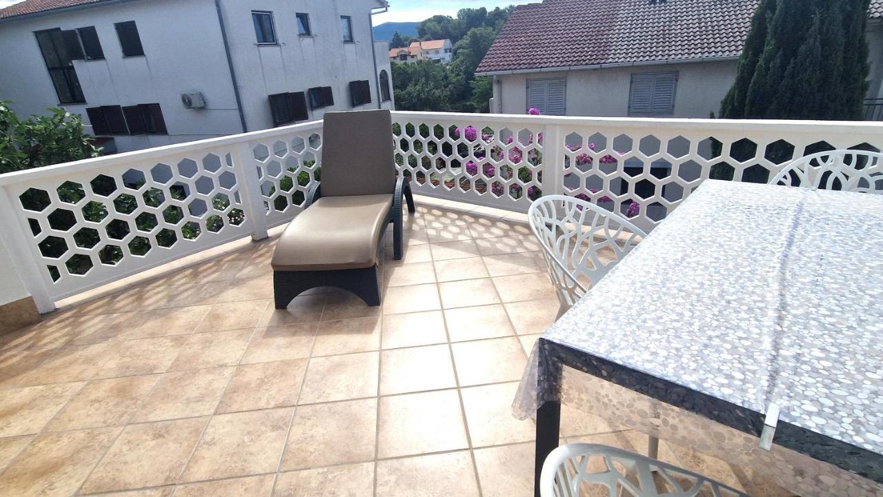 Garden Apartments Krk Town Exterior photo